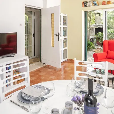 Tatil Evi Mai's