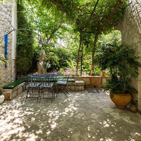 Tatil Evi Mai's