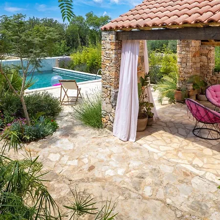 Mai's * Stari Grad (Hvar)